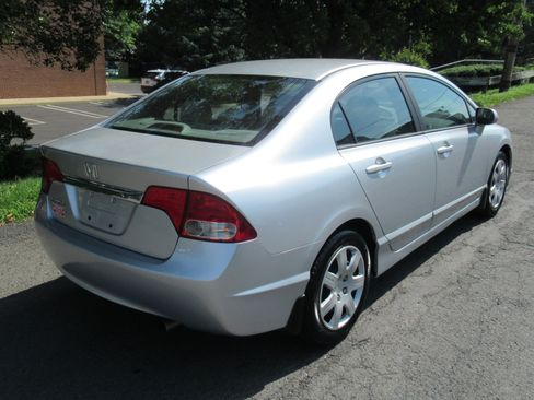 Used 2009 Honda Civic LX Sedan image 7