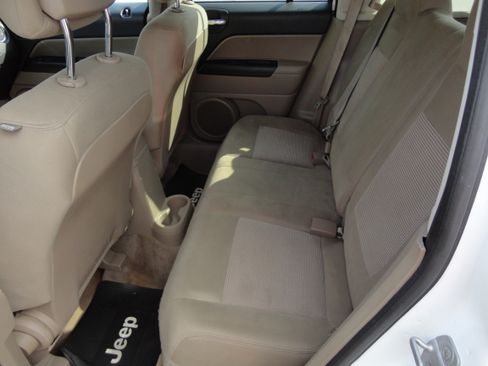 Used 2014 Jeep Patriot 4WD Sport image 8