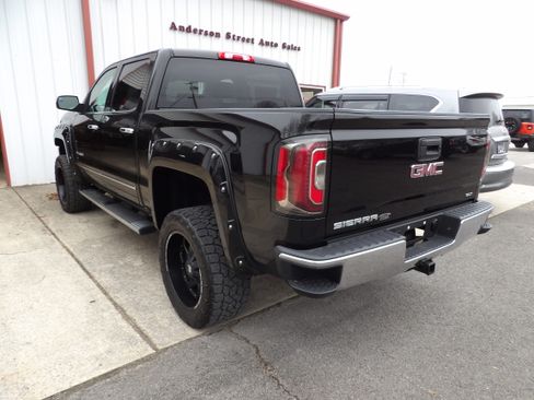 Used 2017 GMC Sierra 1500 SLT image 2