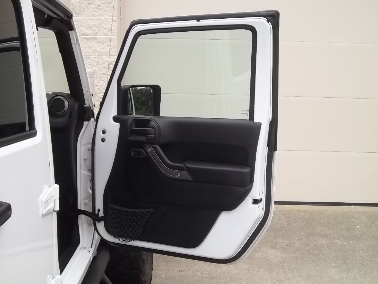 Used 2017 Jeep Wrangler 4WD Unlimited Sport image 20