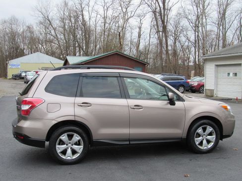 Used 2014 Subaru Forester 2.5i Premium image 14