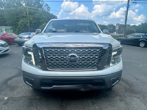 Used 2017 Nissan Titan XD 4x4 Crew Cab image 8