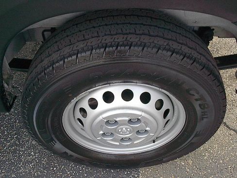 Used 2024 RAM ProMaster 2500 image 20