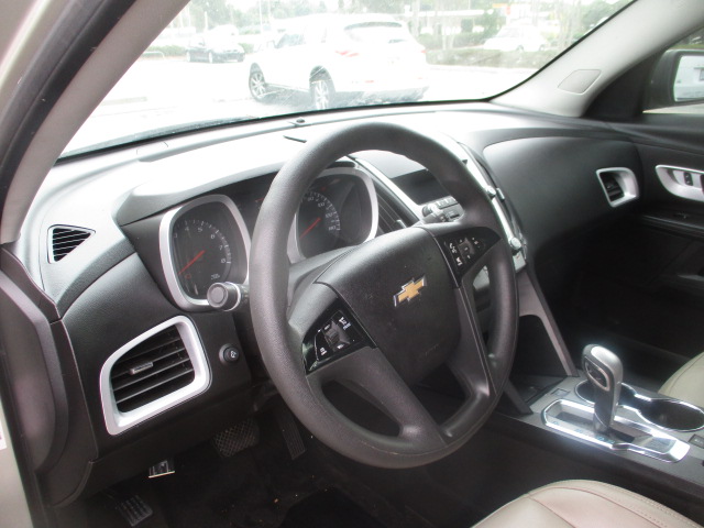 Used 2014 Chevrolet Equinox LS FWD image 12