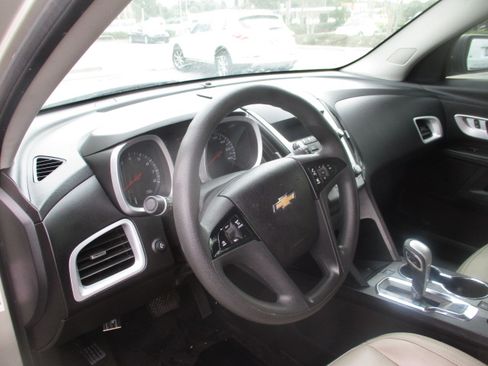 Used 2014 Chevrolet Equinox LS image 12