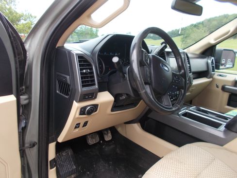 Used 2020 Ford F150 4x4 SuperCrew image 6