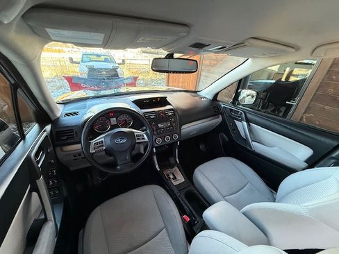 Used 2014 Subaru Forester 2.5i image 16