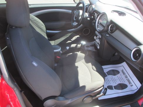 Used 2009 MINI Cooper S image 4