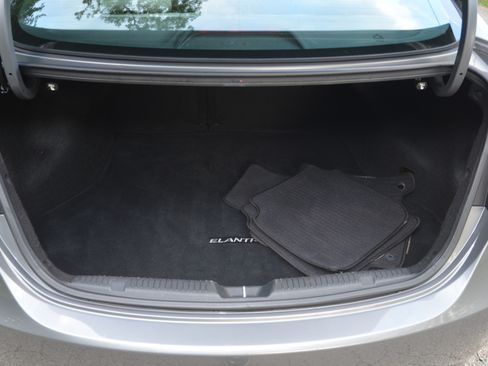 Used 2013 Hyundai Elantra GLS FWD image 20