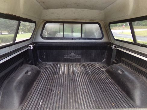 Used 2001 Dodge Ram 1500 Truck Sport image 9