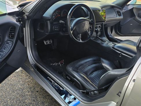 Used 1999 Chevrolet Corvette image 21