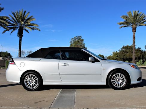 Used 2008 Saab 9-3 2.0T image 2