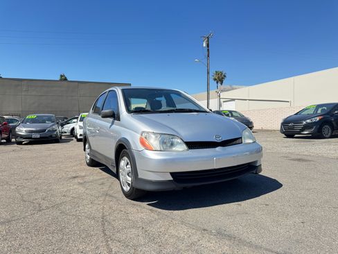 Used 2002 Toyota Echo image 11