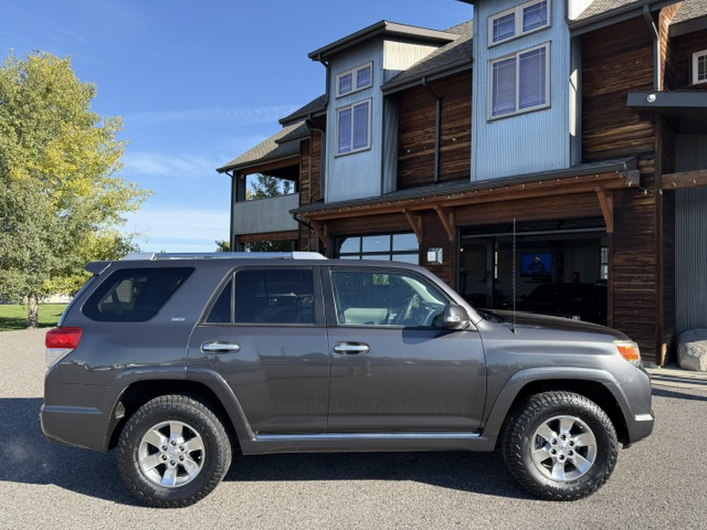 Used 2011 Toyota 4Runner 4WD image 6