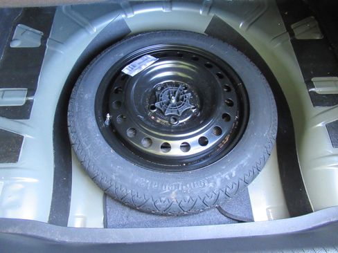 Used 2011 Buick Regal CXL FWD image 17