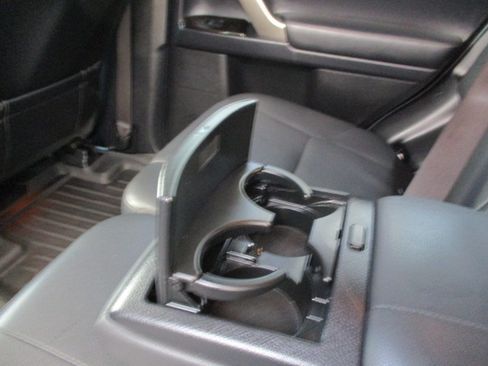 Used 2016 Lexus GX 460 Luxury image 26