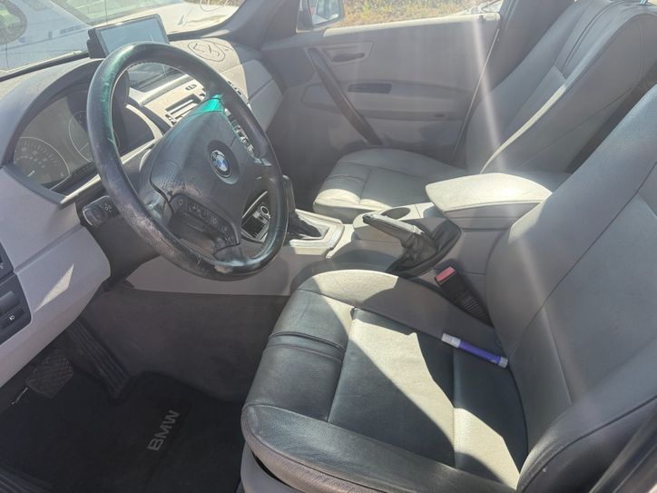 Used 2004 BMW X3 2.5i AWD/4WD image 4