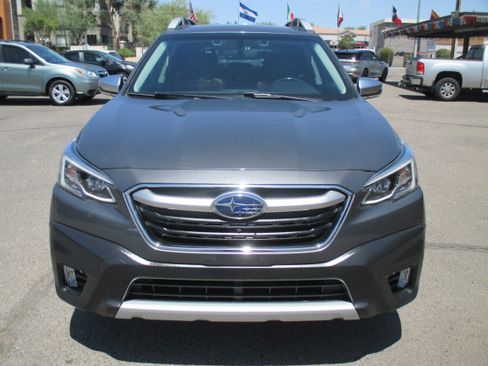 Used 2021 Subaru Outback Touring AWD/4WD image 6