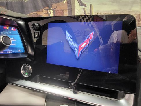 Used 2023 Chevrolet Corvette Z06 image 31