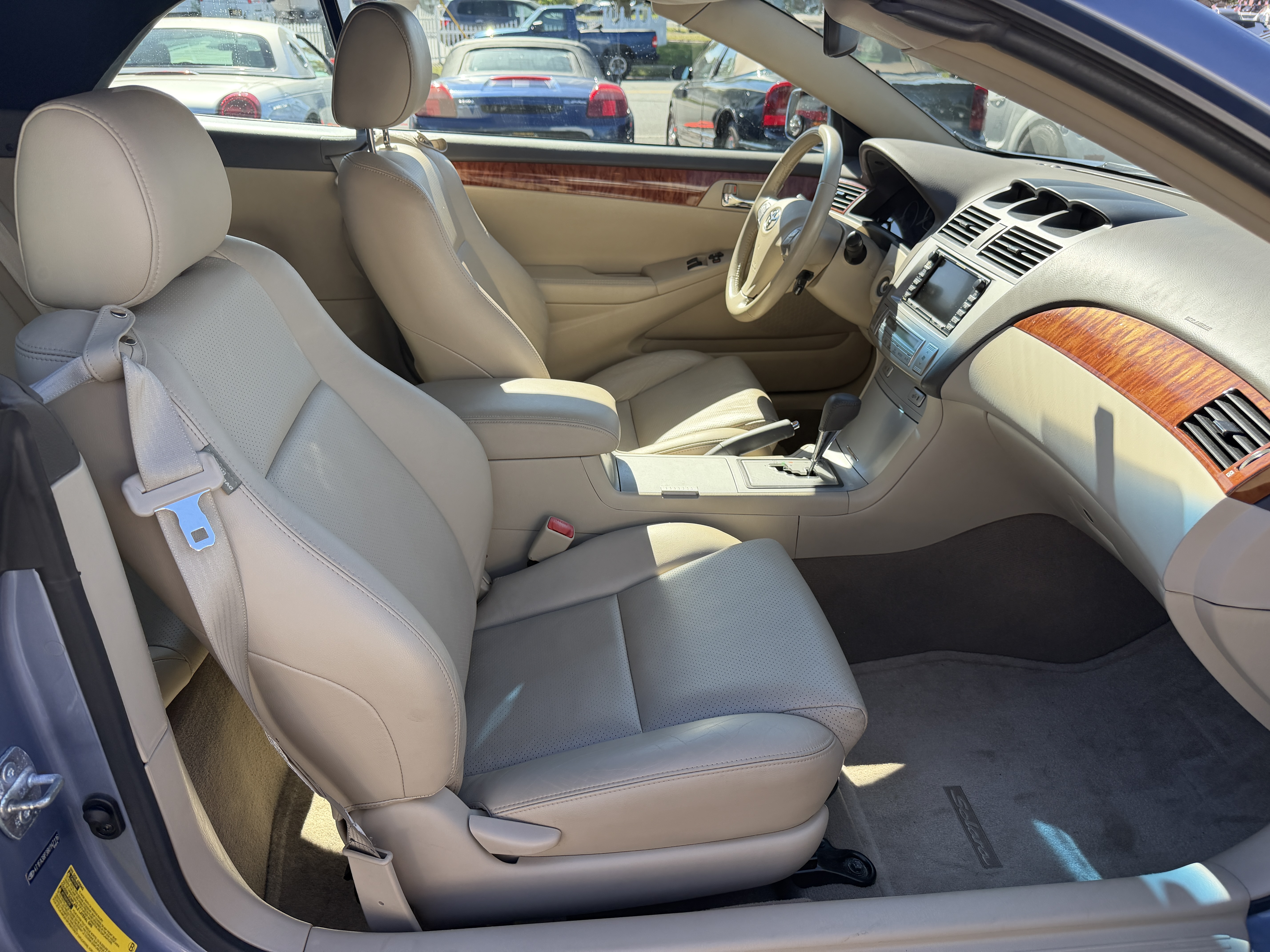Used 2008 Toyota Solara SLE Convertible FWD image 18