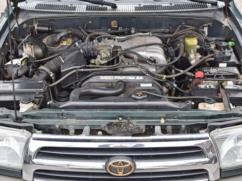 Used 1999 Toyota 4Runner Limited image 40