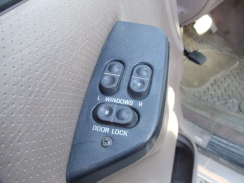 Used 1996 Ford F350 XLT image 18