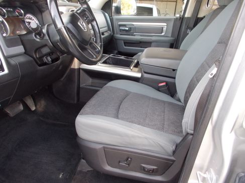 Used 2013 RAM 2500 Big Horn image 16