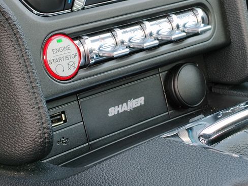 Used 2016 Ford Mustang GT Premium image 16