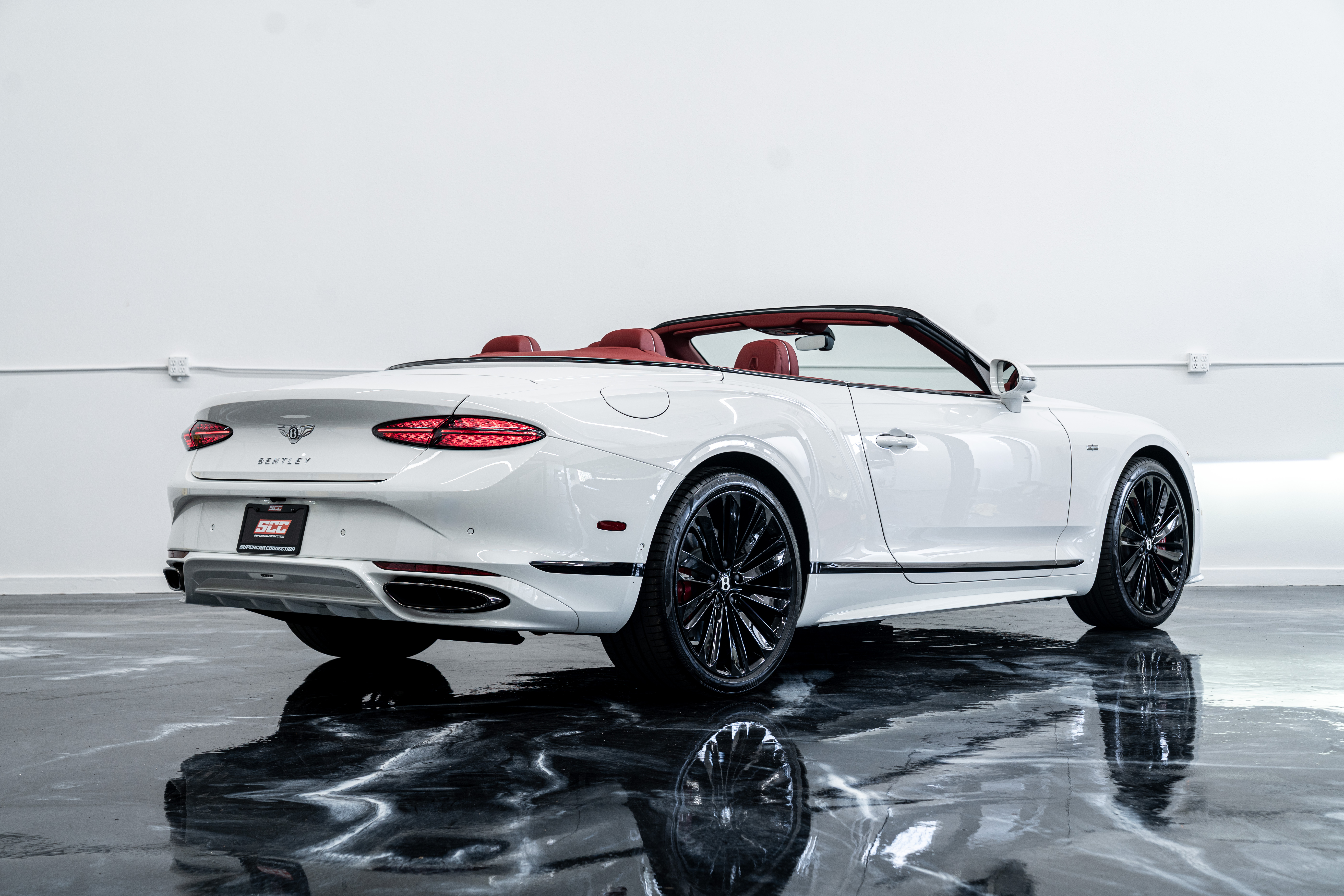 Used 2025 Bentley Continental GTC Speed AWD/4WD image 6