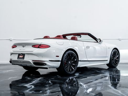 Used 2025 Bentley Continental GTC Speed image 6