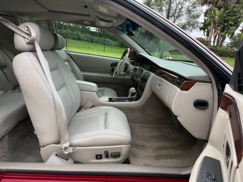 Used 2002 Cadillac Eldorado ETC FWD image 15