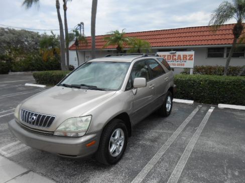 Used 2002 Lexus RX 300 4WD image 1
