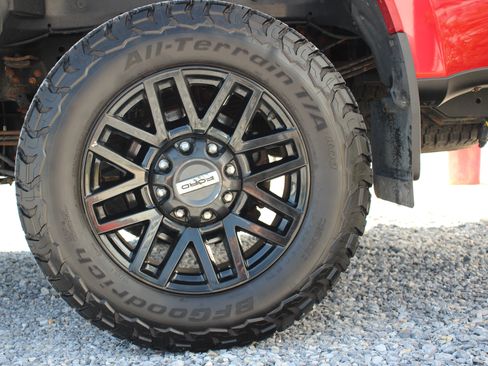 Used 2022 Ford F250 4x4 Crew Cab Super Duty image 13
