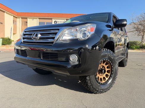 Used 2013 Lexus GX 460 image 8
