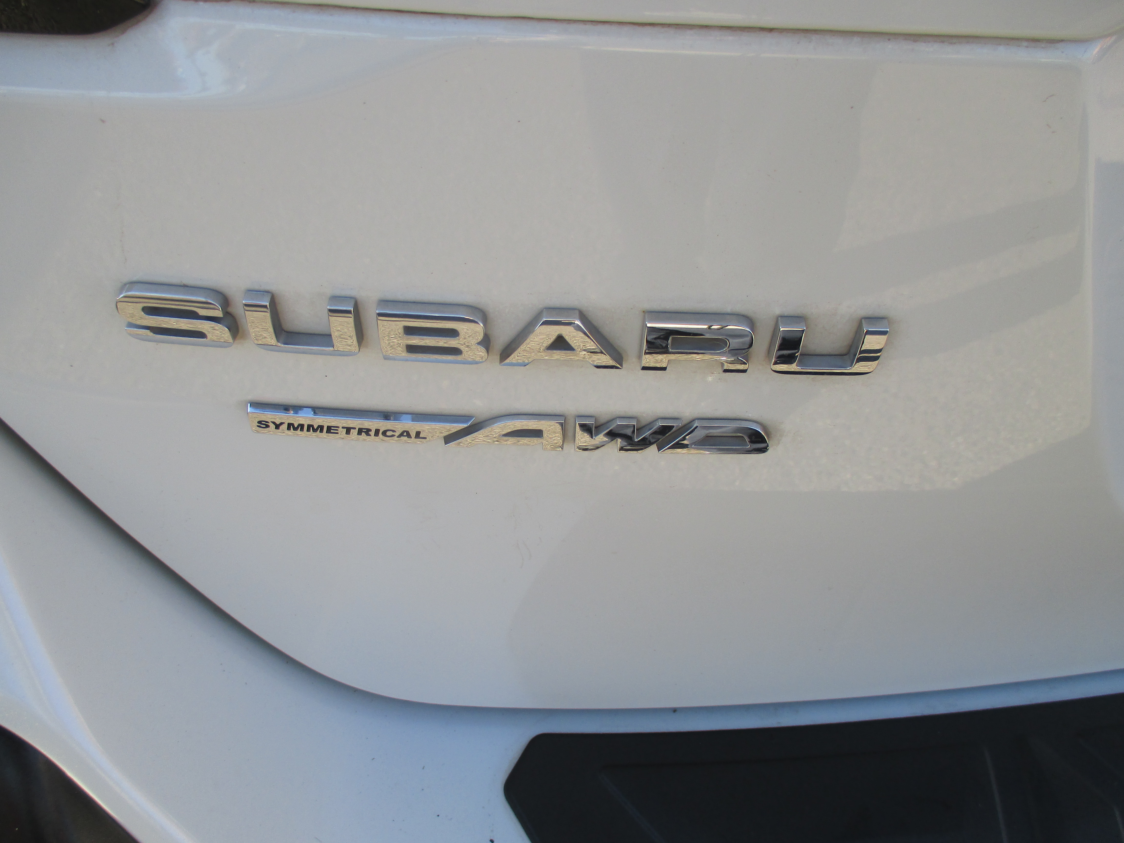 Used 2020 Subaru Outback Premium Wagon 4D AWD/4WD image 13