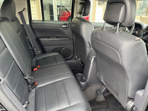 Used 2015 Jeep Patriot High Altitude image 15