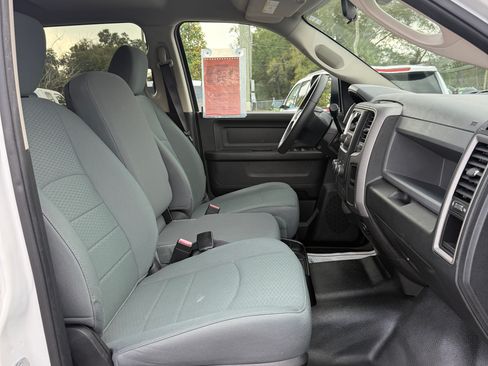 Used 2015 RAM 3500 Tradesman image 18