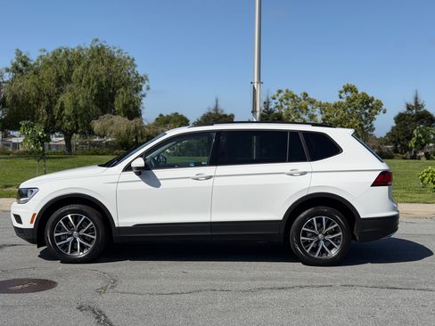 Used 2021 Volkswagen Tiguan FWD S image 2