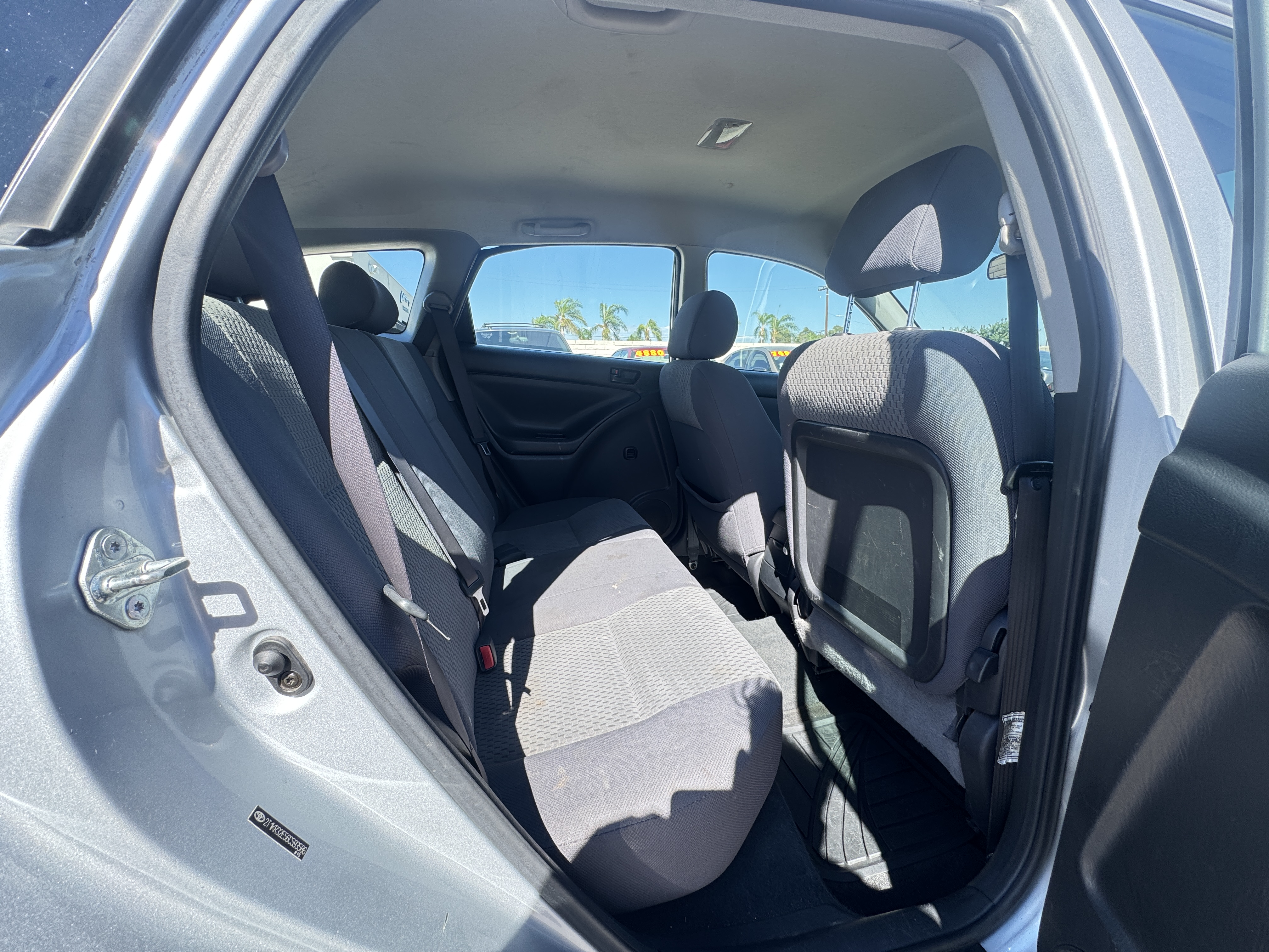 Used 2006 Toyota Matrix UNAVAIL FWD image 18