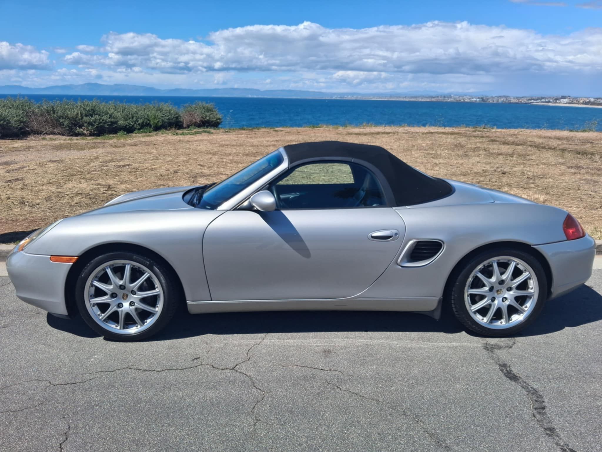 Used 2000 Porsche Boxster RWD image 23