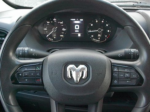 Used 2024 RAM ProMaster 2500 image 14