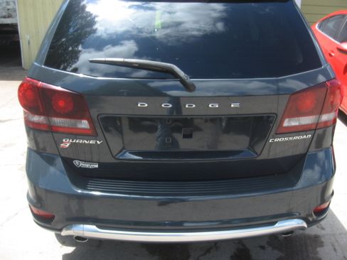 Used 2018 Dodge Journey AWD Crossroad image 5