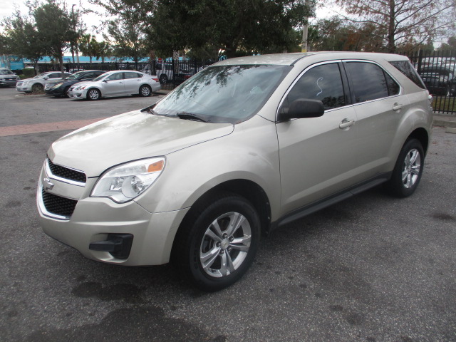 Used 2014 Chevrolet Equinox LS FWD image 2