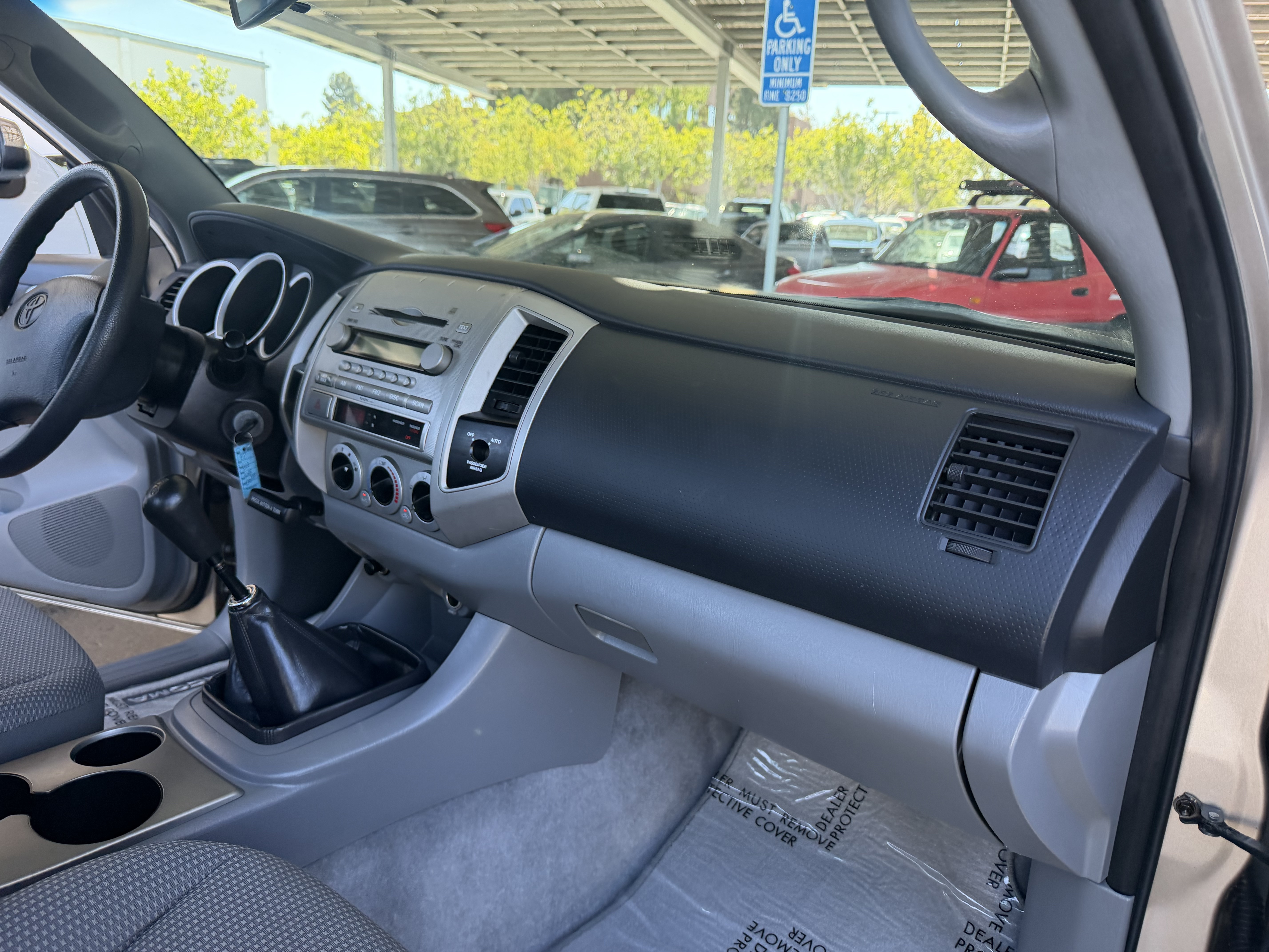 Used 2006 Toyota Tacoma 2WD Regular Cab PreRunner image 31