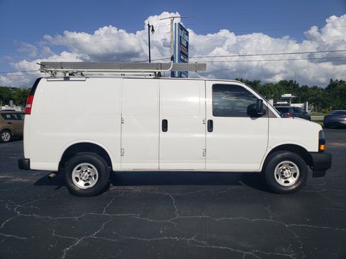 Used 2020 Chevrolet Express 2500 image 8