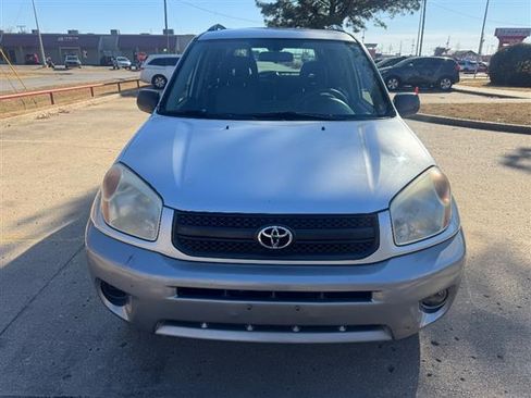Used 2005 Toyota RAV4 image 8