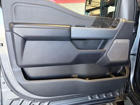 Used 2024 Ford F250 Lariat image 15