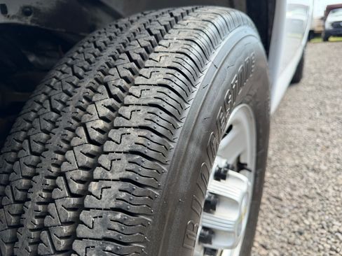 Used 2020 Chevrolet Express 2500 image 16