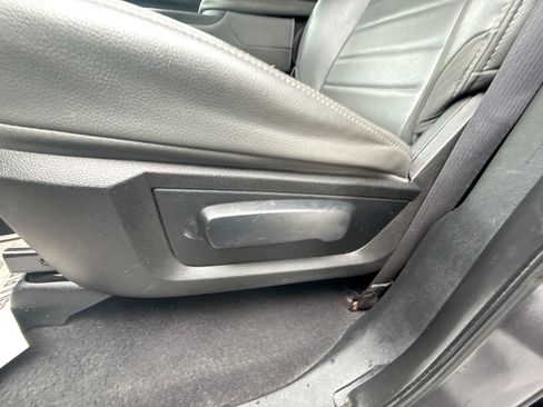 Used 2016 RAM 1500 Express image 5