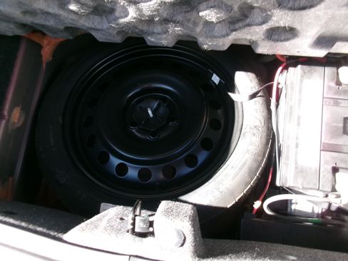 Used 2010 Dodge Challenger R/T image 25